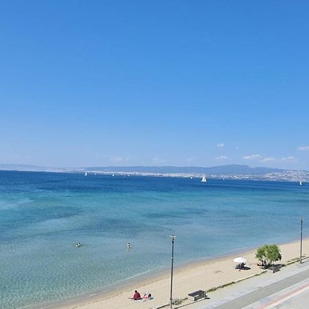 Roses Apartment Peraía Екстериор снимка